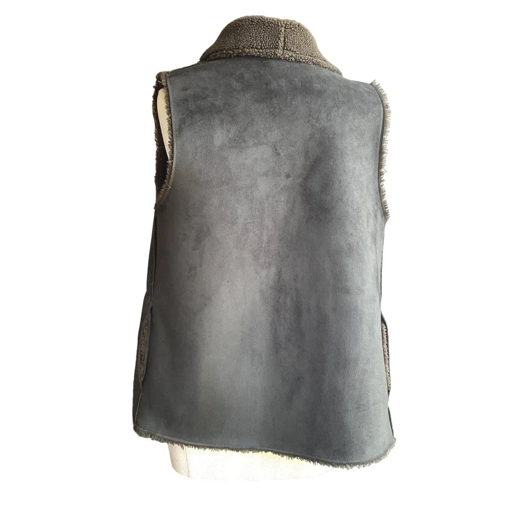 Velvet by Graham & Spencer Gray Faux Suede Sherpa Collar Sleeveless Vest - Picture 3 of 10
